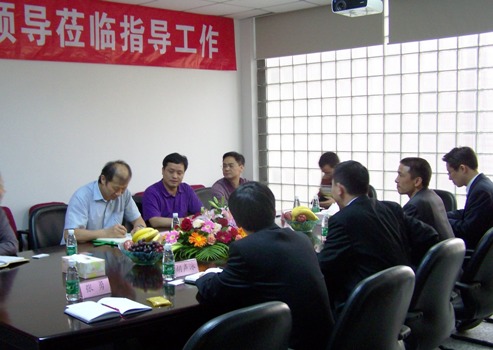 深圳市南山区领导调研考察必一运动官网